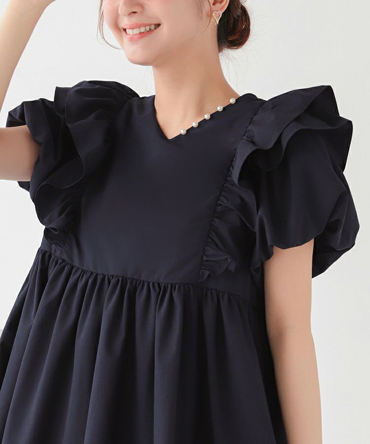 Vネックパールショルダーフリルブラウス【宅配便】 | Fit more