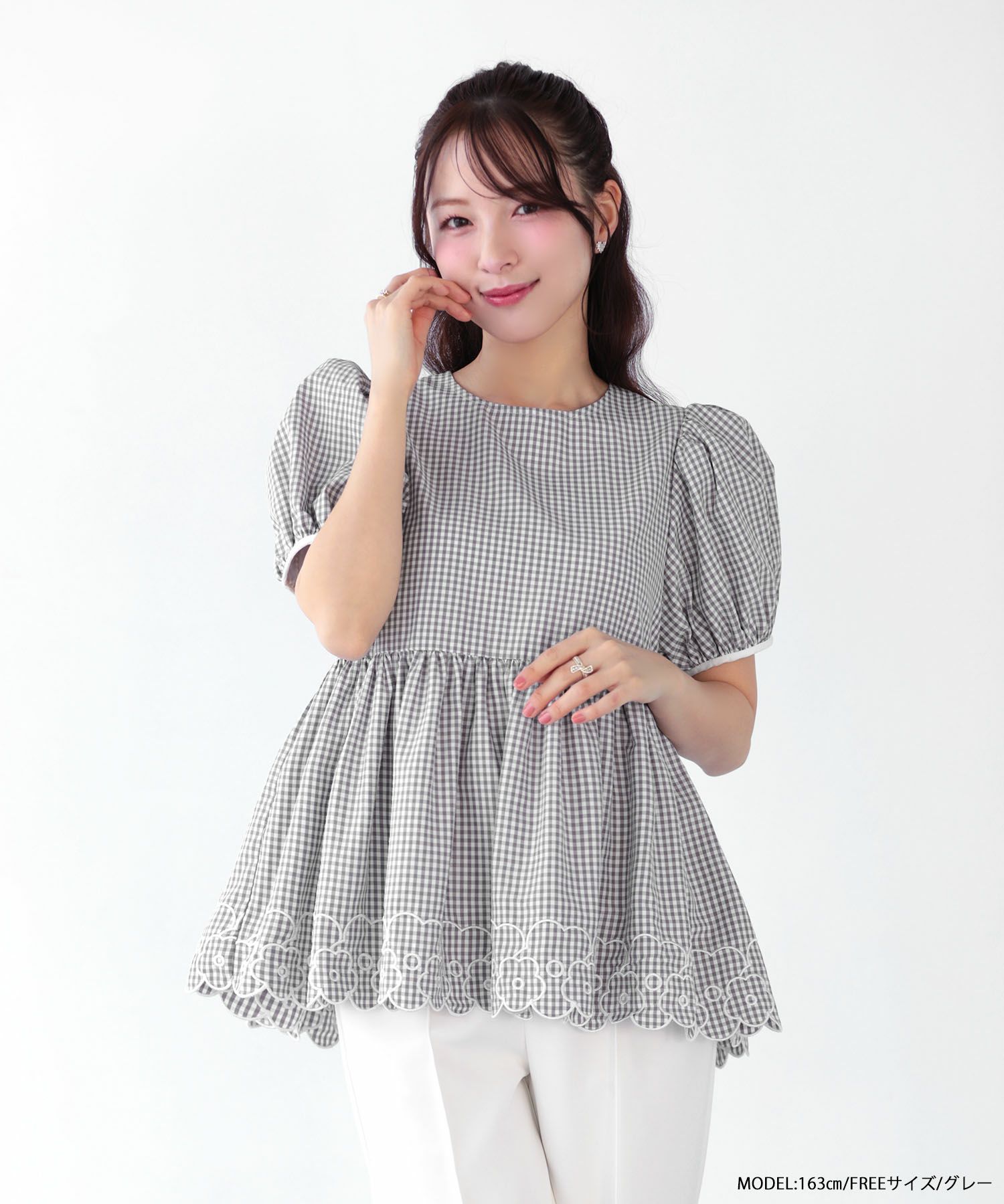 フラワー刺しゅう裾スカラップトップス【予約3/27～順次発送】【宅配便